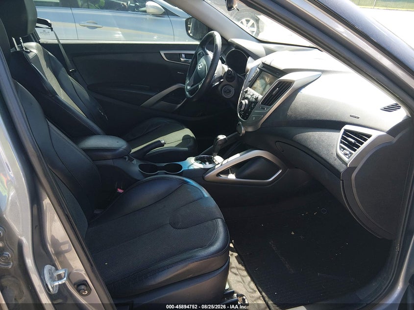 2012 HYUNDAI VELOSTER — zdjęcie 5