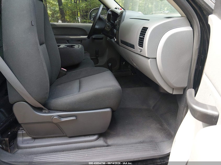 2013 CHEVROLET SILVERADO 1500 auction photo 5