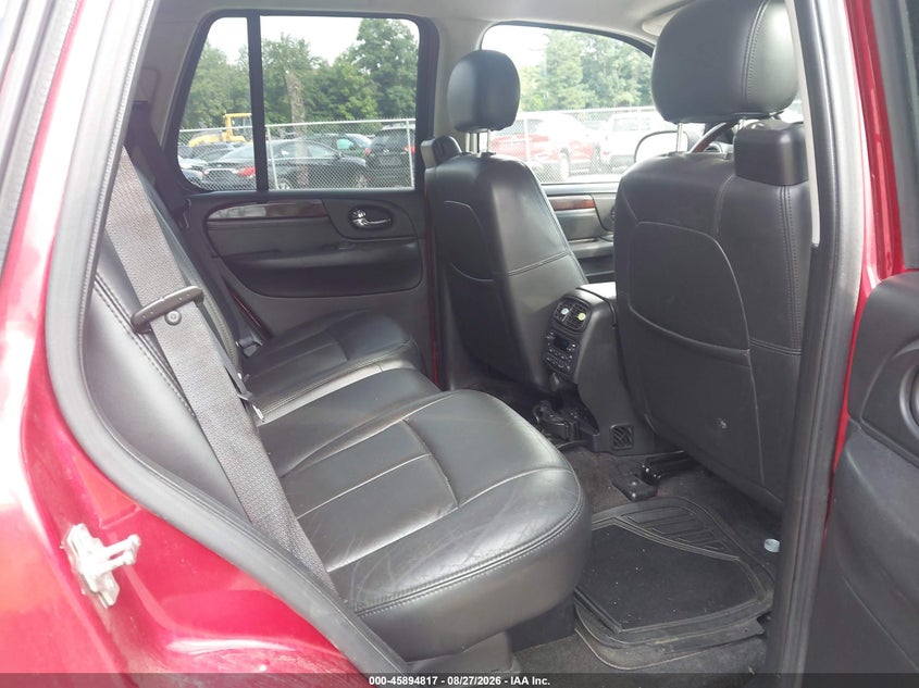 2005 GMC ENVOY auction photo 8