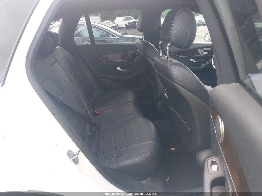 2019 MERCEDES-BENZ GLC 300 auction photo 8
