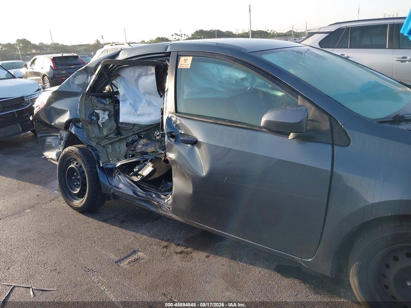 TOYOTA COROLLA 2018 VIN 5YFBURHE8JP852556