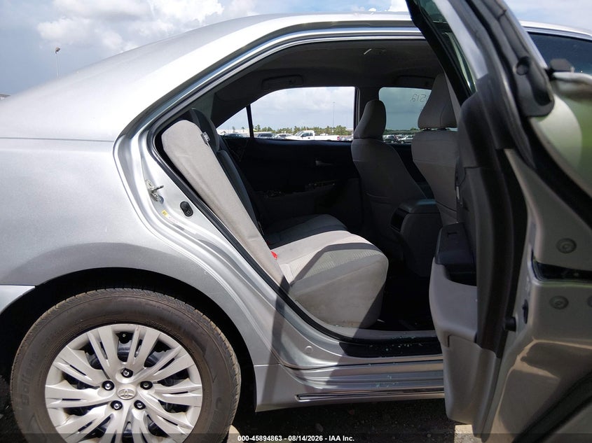 2013 TOYOTA CAMRY auction photo 8