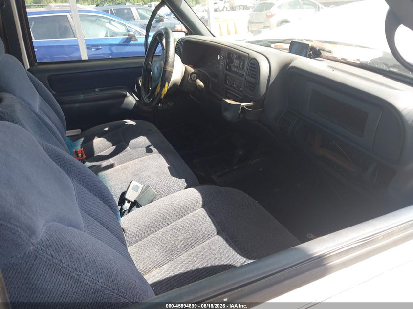 1997 CHEVROLET C/K 3500 auction photo 5