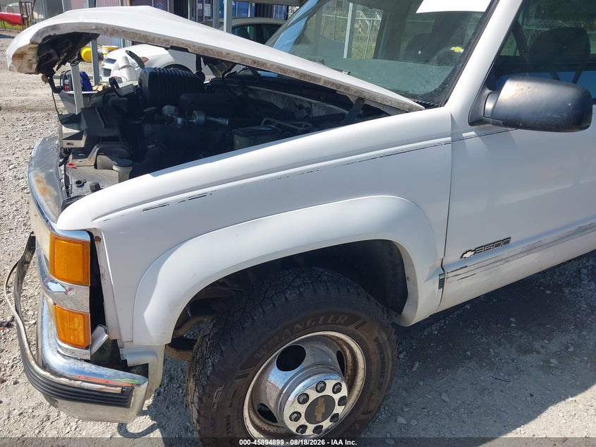 1997 CHEVROLET C/K 3500 auction photo 6
