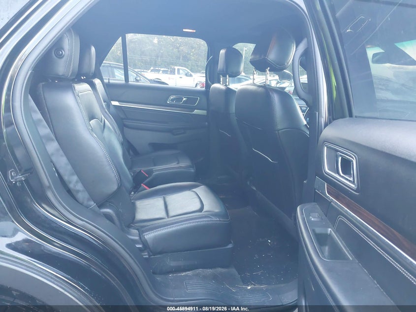 2017 FORD EXPLORER auction photo 8
