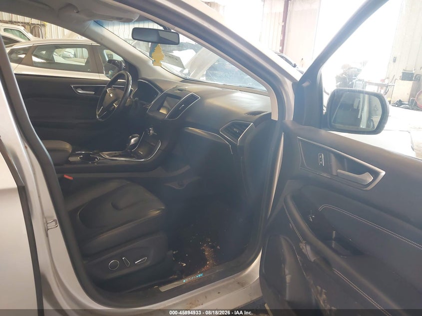 2017 FORD EDGE auction photo 5