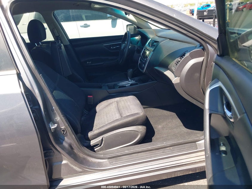 2016 NISSAN ALTIMA auction photo 5