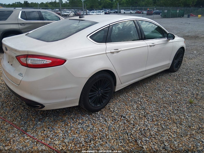 2016 FORD FUSION auction photo 4