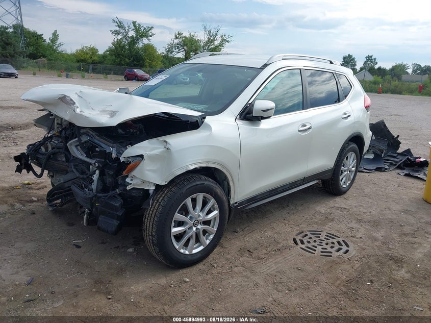 2017 NISSAN ROGUE auction photo 2