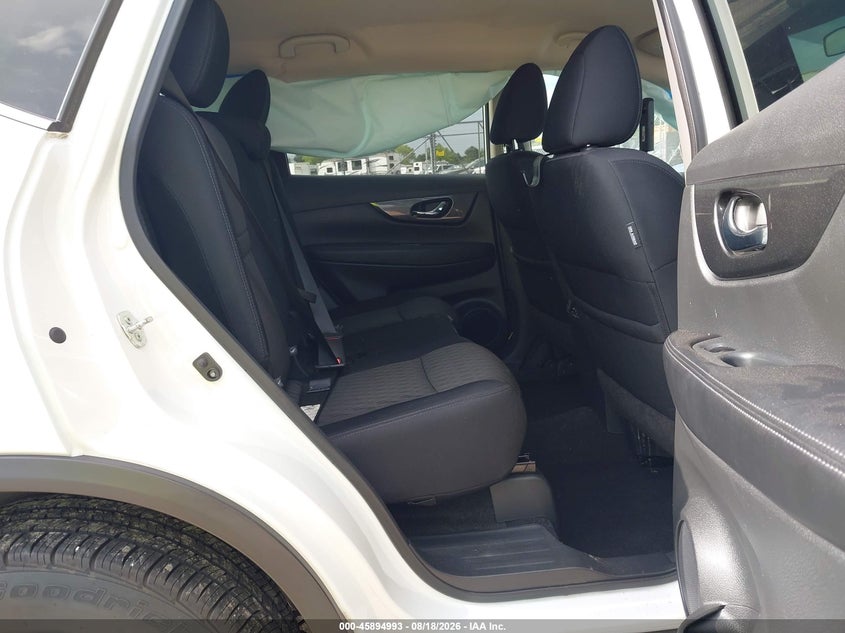 2017 NISSAN ROGUE auction photo 8