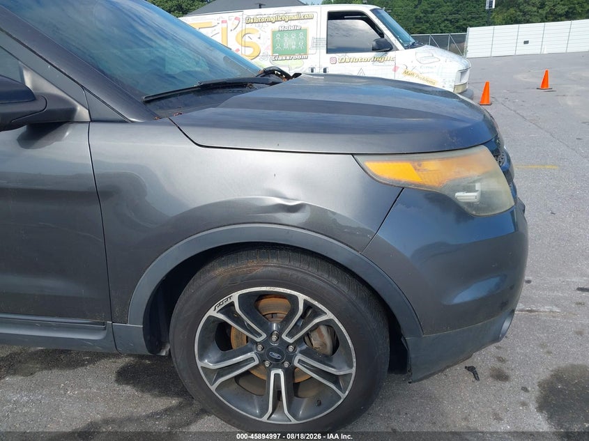2015 FORD EXPLORER auction photo 6