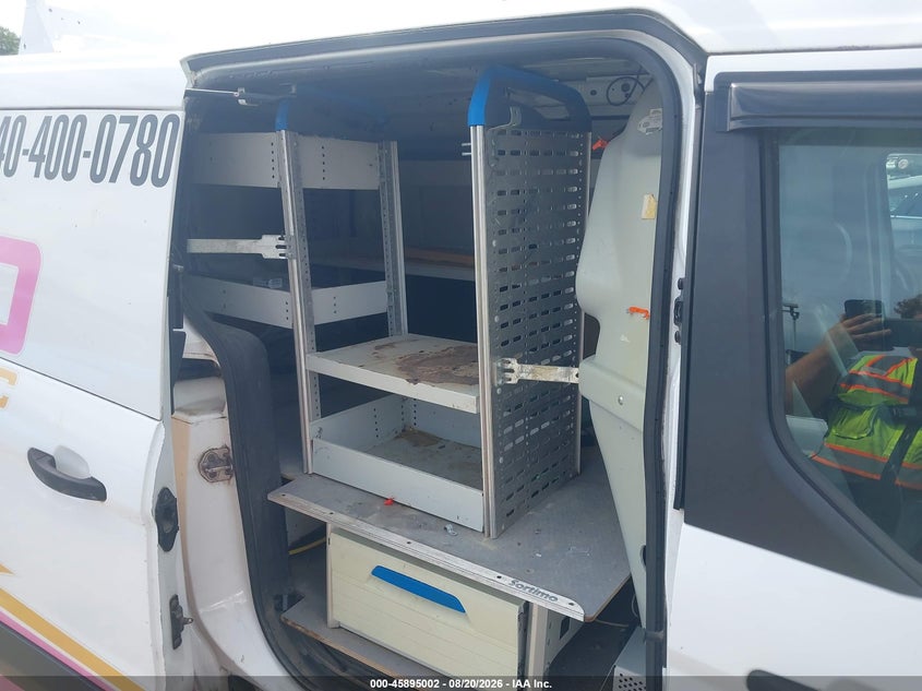 2014 FORD TRANSIT CONNECT auction photo 8