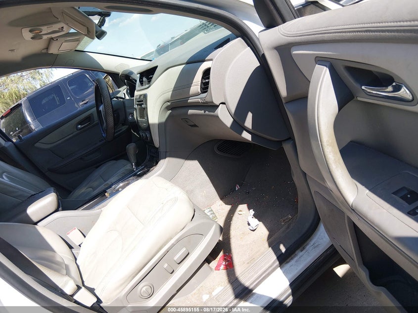 2016 CHEVROLET TRAVERSE auction photo 5
