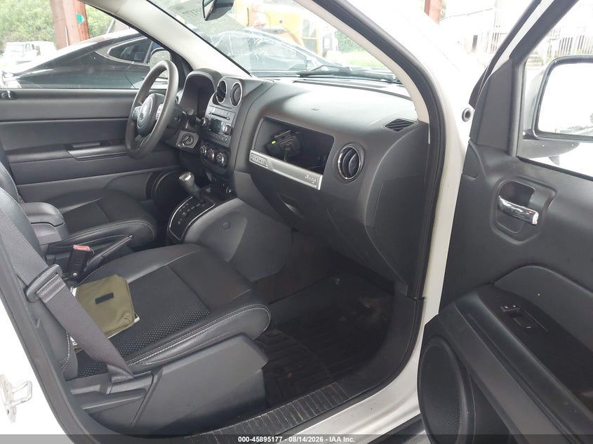 2015 JEEP COMPASS auction photo 5