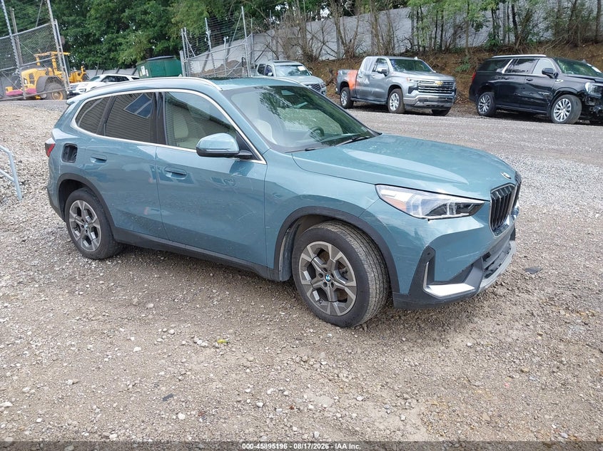 2023 BMW X1 auction photo 1