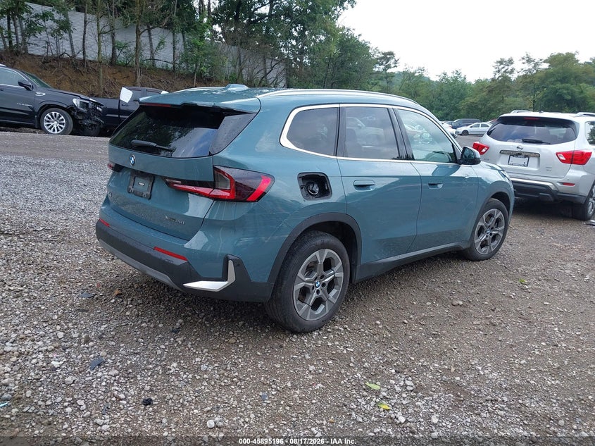 2023 BMW X1 auction photo 4