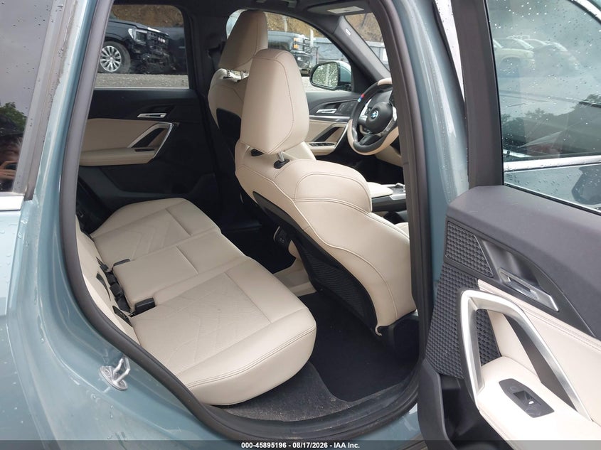 2023 BMW X1 auction photo 8