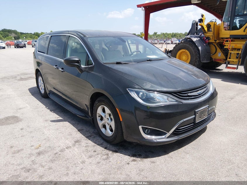 2018 CHRYSLER PACIFICA HYBRID auction photo 1