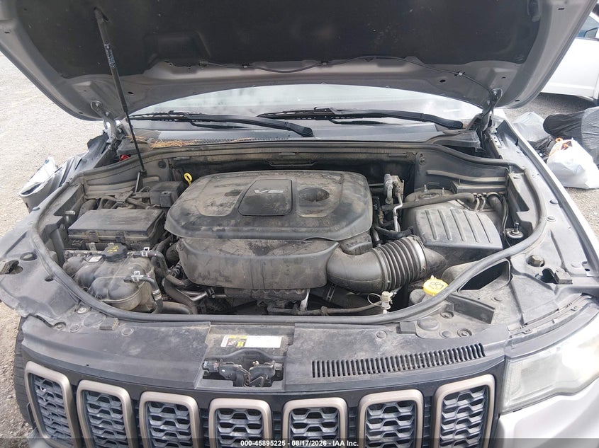 JEEP GRAND CHEROKEE - zdjęcie 10