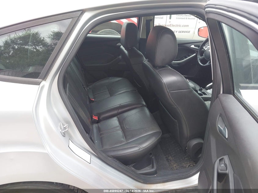 2014 FORD FOCUS auction photo 8