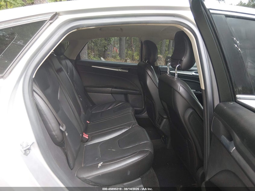 2013 FORD FUSION auction photo 8