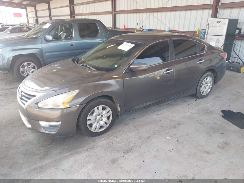 2015 NISSAN ALTIMA auction photo 2