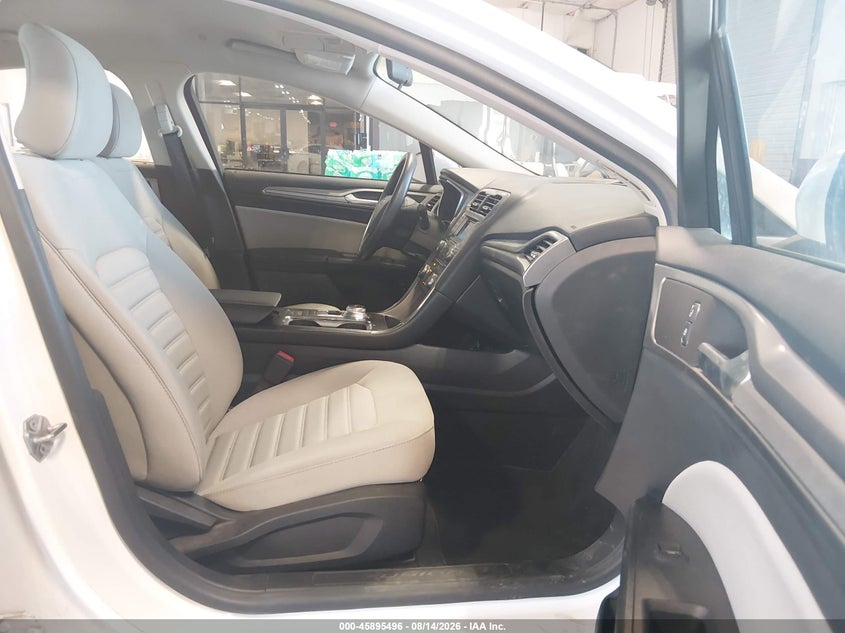 2018 FORD FUSION HYBRID auction photo 5