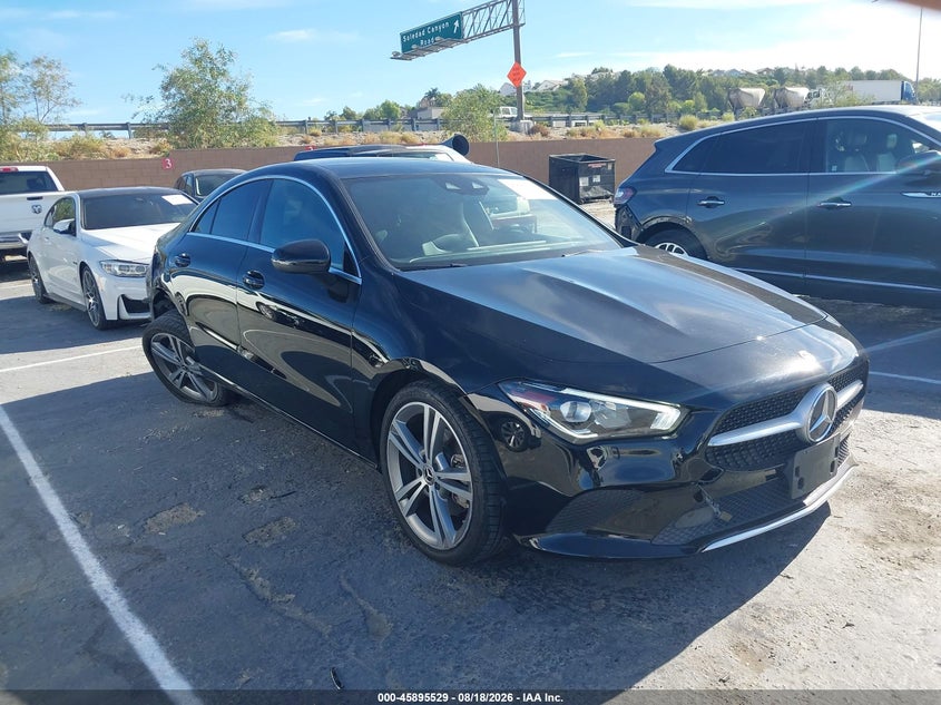 2020 MERCEDES-BENZ CLA 250 — zdjęcie z aukcji