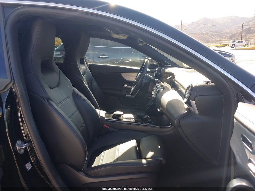 2020 MERCEDES-BENZ CLA 250 — zdjęcie 5