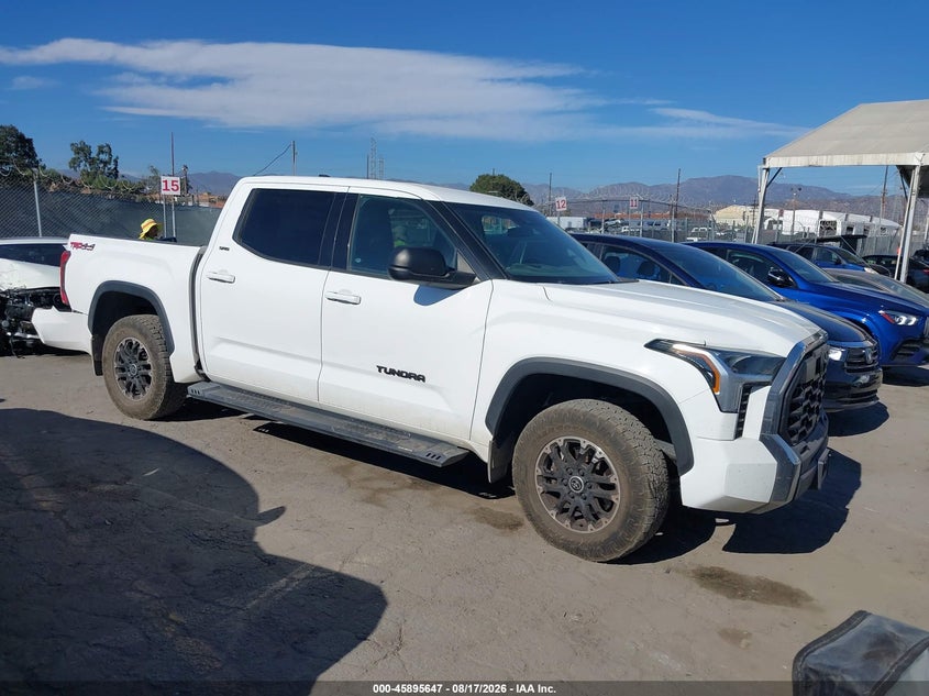 TOYOTA TUNDRA - zdjęcie 1