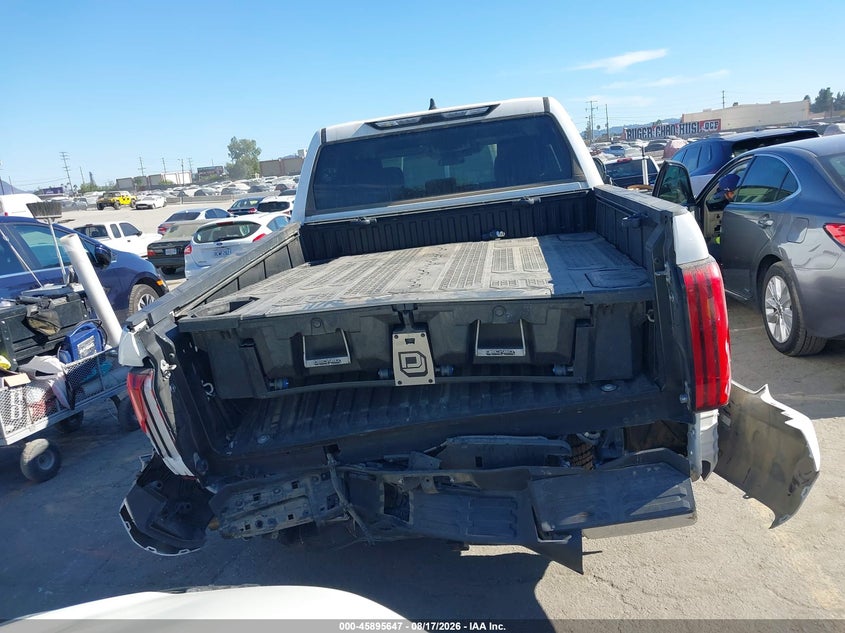 TOYOTA TUNDRA - zdjęcie 17
