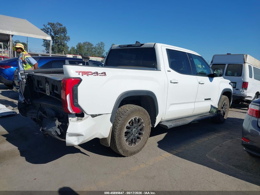 TOYOTA TUNDRA - zdjęcie 4