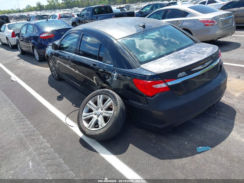 2013 CHRYSLER 200 auction photo 3