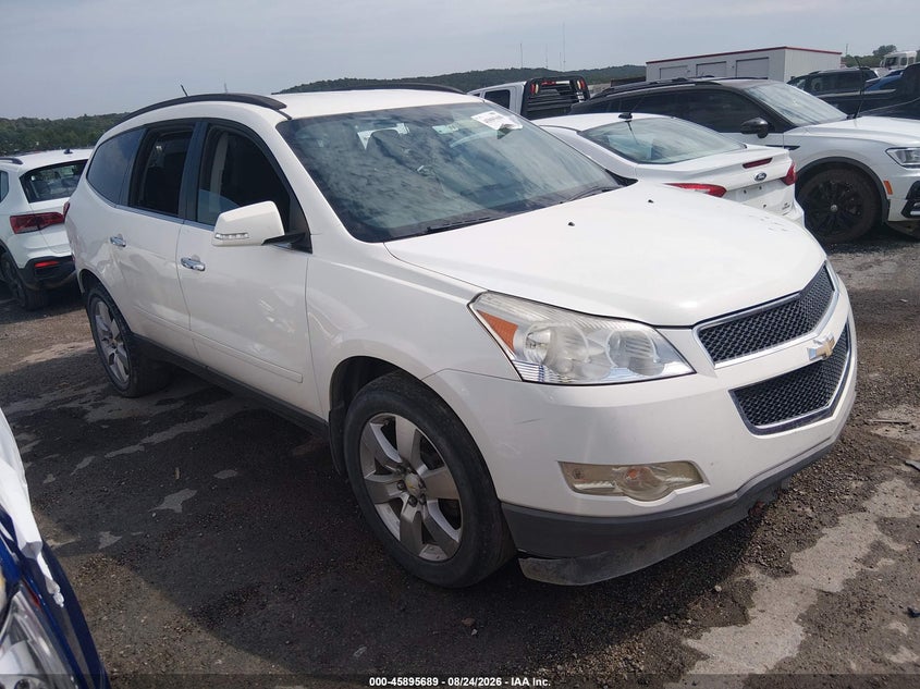 2011 CHEVROLET TRAVERSE auction photo 1
