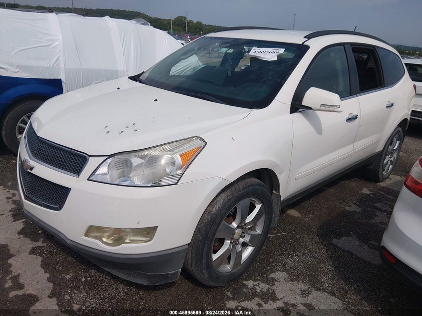 2011 CHEVROLET TRAVERSE auction photo 2