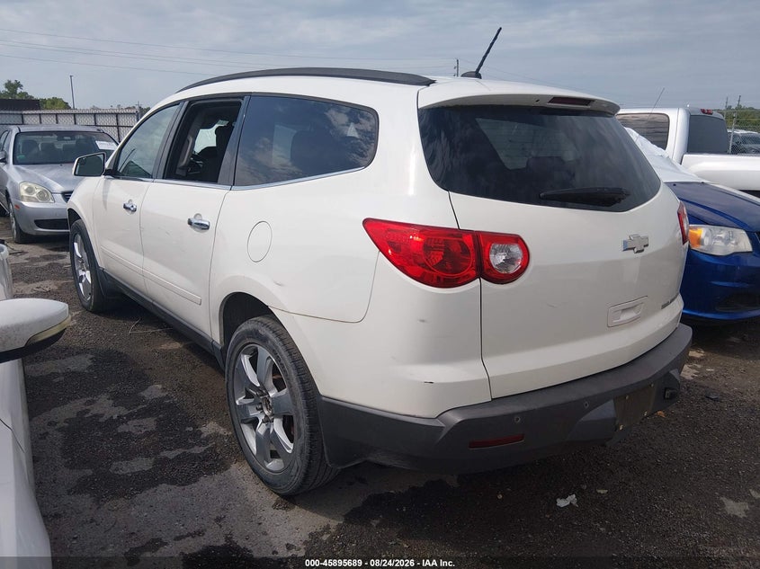 2011 CHEVROLET TRAVERSE auction photo 3