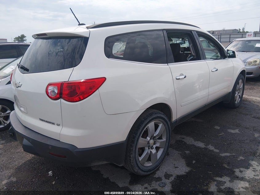 2011 CHEVROLET TRAVERSE auction photo 4