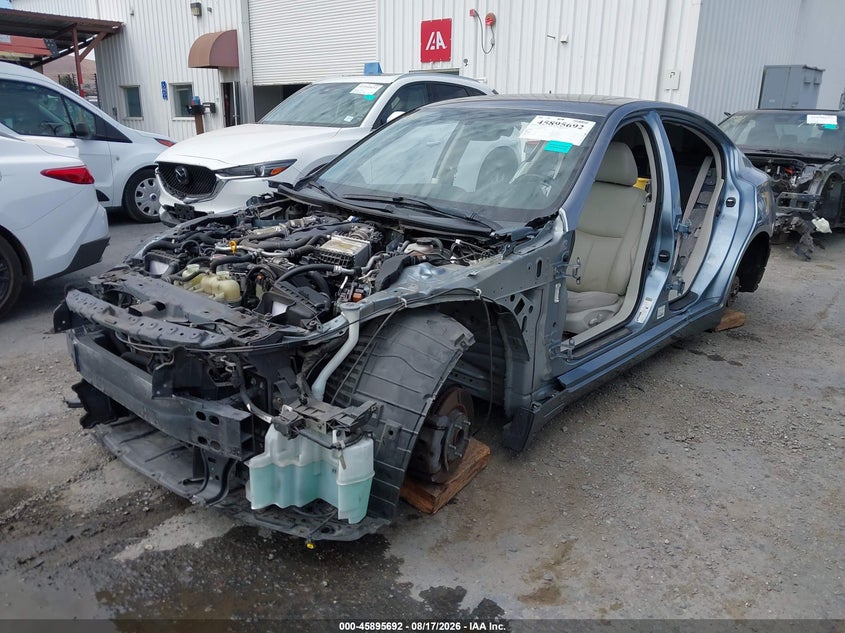 2017 INFINITI Q50 auction photo 2