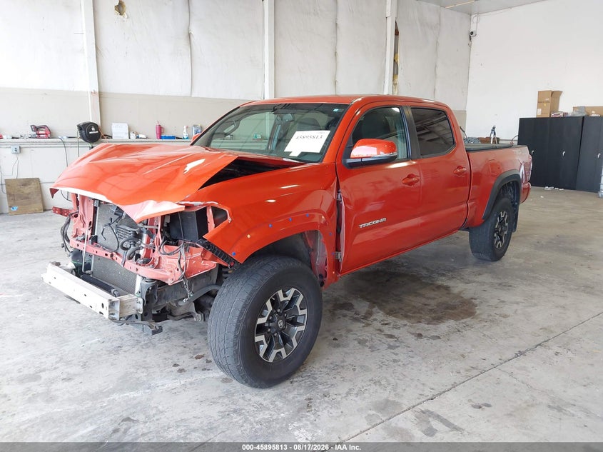2017 Toyota Tacoma, Удар спереду, IAAI, VIN 3TMDZ5BN3HM034343 — фото 2
