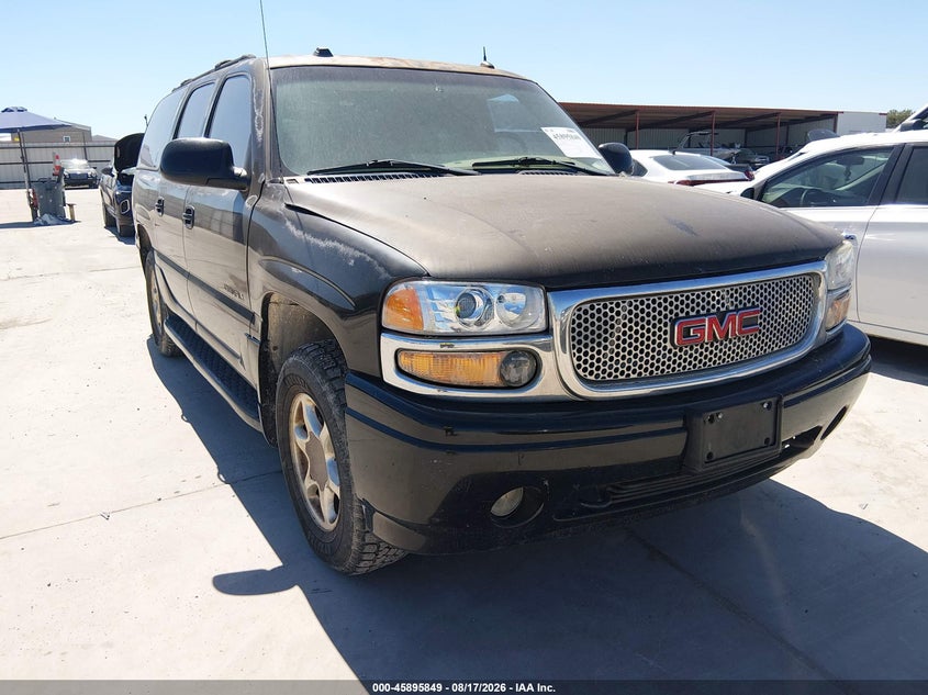 2004 GMC YUKON XL 1500 auction photo 1