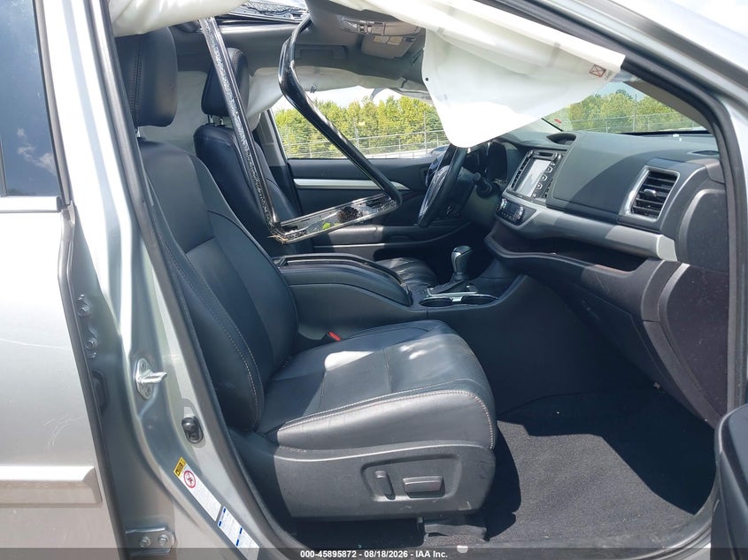 2018 TOYOTA HIGHLANDER auction photo 5