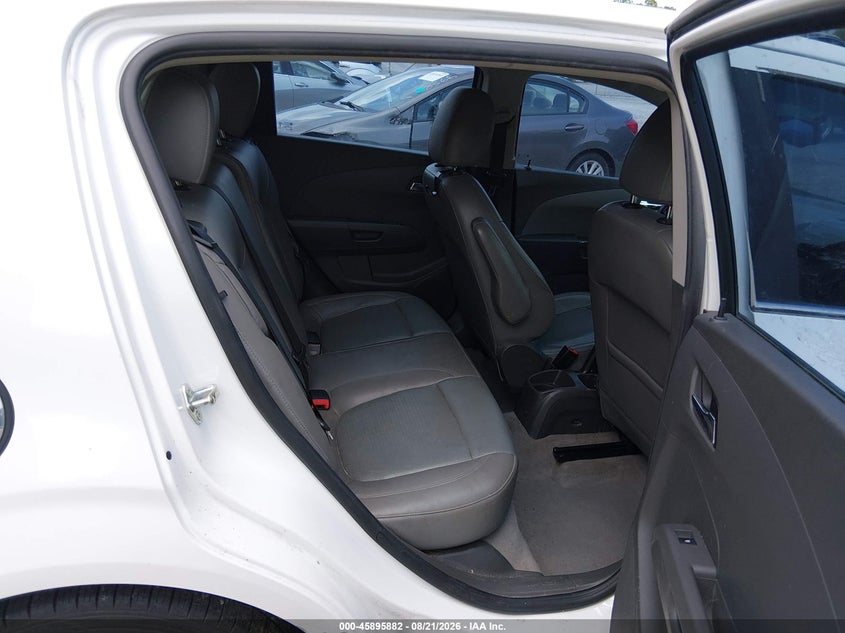 2015 CHEVROLET SONIC auction photo 8
