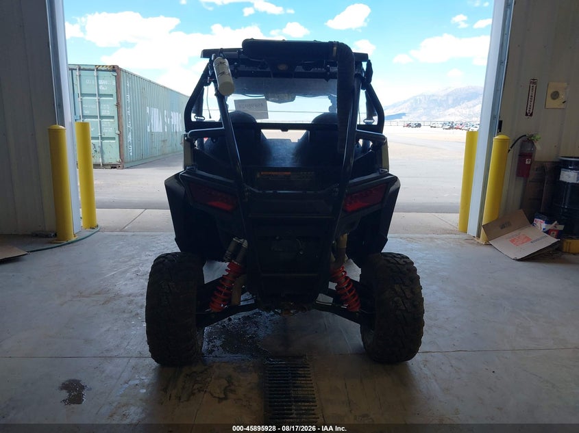 POLARIS RZR 2021
