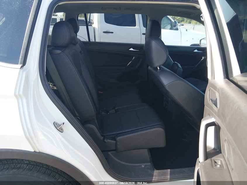 2019 VOLKSWAGEN TIGUAN auction photo 8