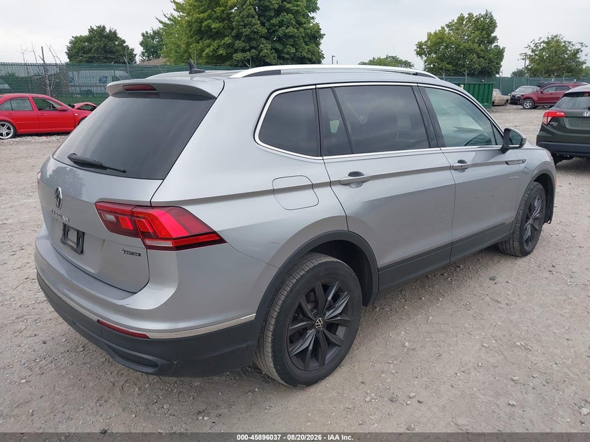 2022 VOLKSWAGEN TIGUAN auction photo 4