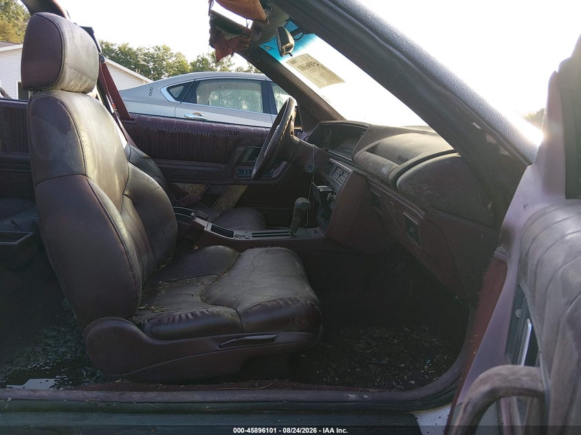 1993 OLDSMOBILE CUTLASS SUPREME auction photo 5