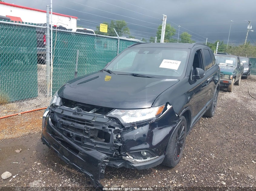 2020 Mitsubishi Outlander, Front End, IAAI, VIN JA4AZ3A33LZ040720 — photo 2