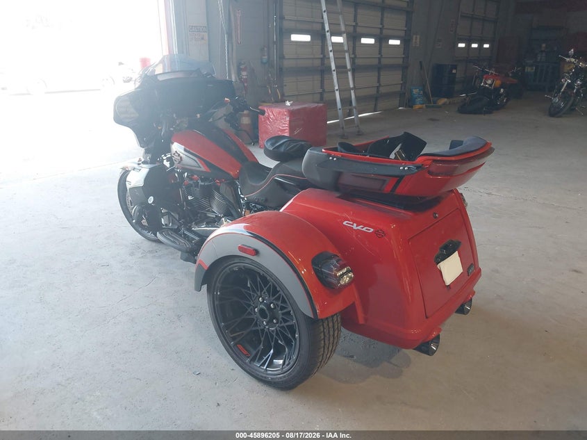 HARLEY-DAVIDSON FLHLTSE 2026