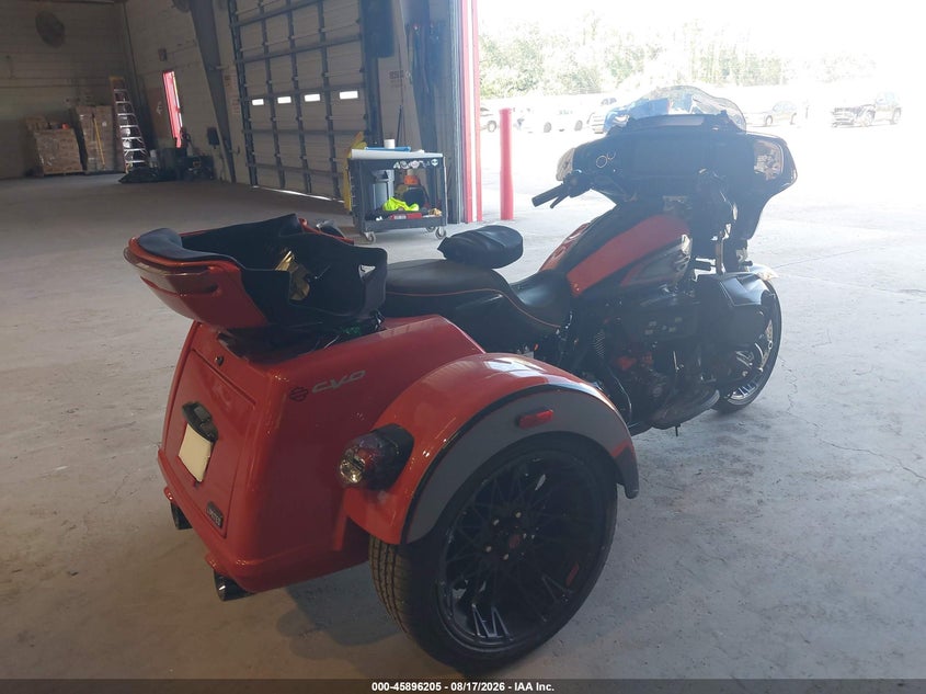 HARLEY-DAVIDSON FLHLTSE 2026