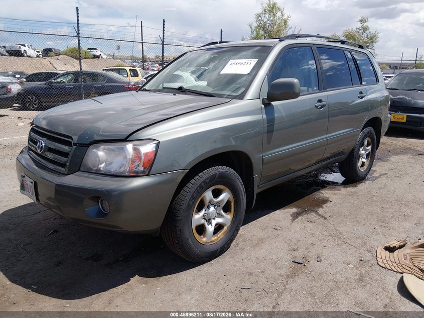 2007 Toyota Highlander, Normal Wear & Tear, IAAI, VIN JTEHD21A570049064 — photo 2